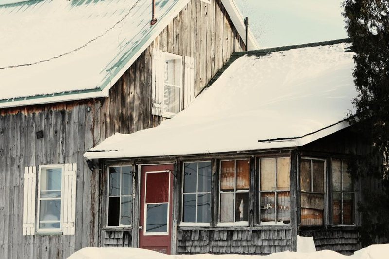 Illustration for article titled The American Dream Has Changed — 13 Reasons Not to Buy a House